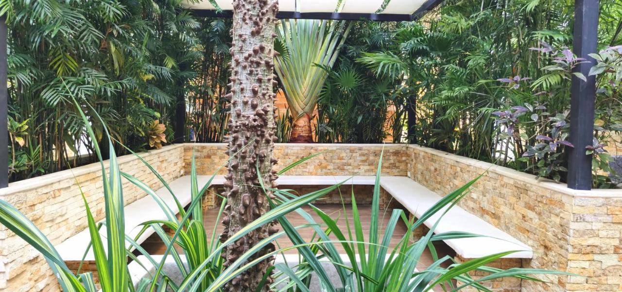 The City Condos By Menesse Playa del Carmen Ngoại thất bức ảnh